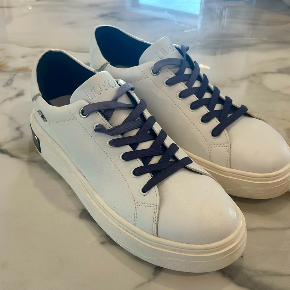 Liu Jo shoe size 39